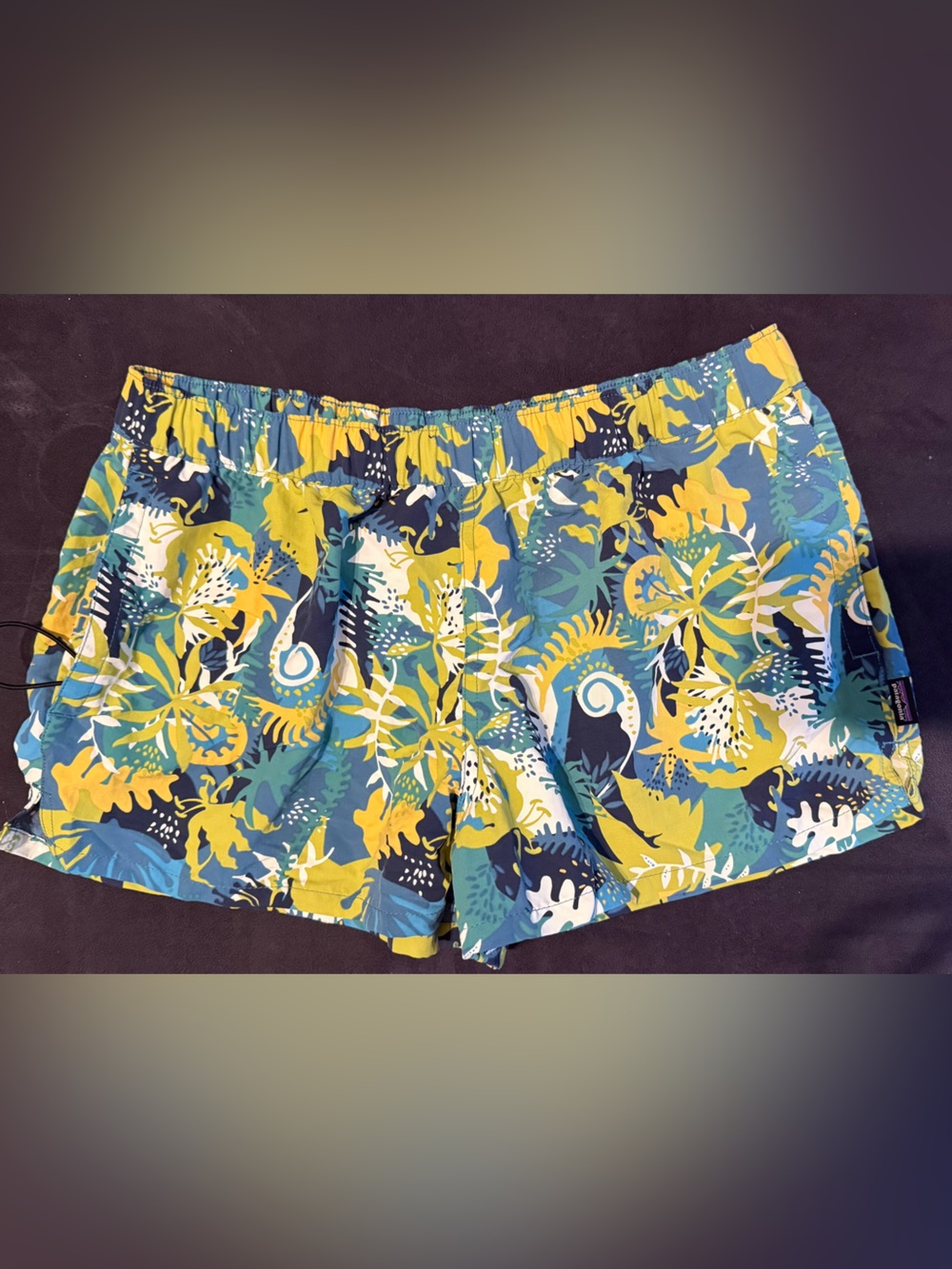 Womens Patagonia Tropical Print Elastic Waist Shorts Blue & Yellow worn wear M